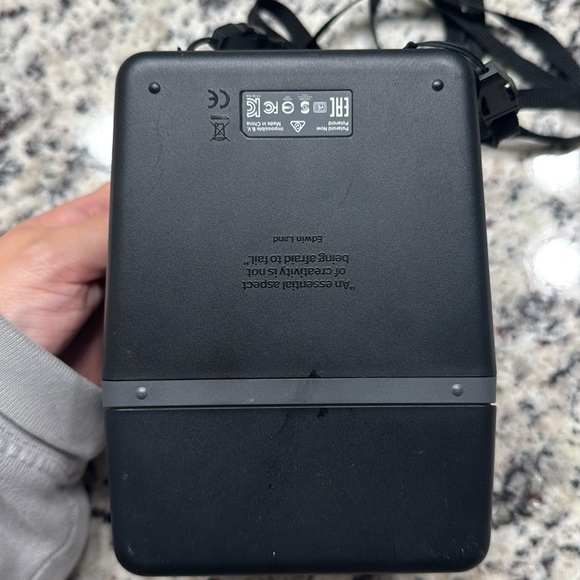 Polaroid Instant Camera - Picture 4 of 4